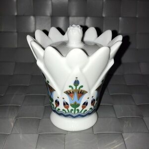 Vintage Elizabeth Arden Treasures of the Pharaohs Small Trinket Box Vase